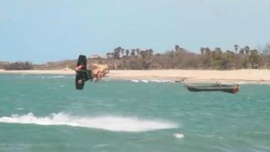 Leia mais sobre o artigo Vídeo Kitesurf na Coroa de Iemanjá