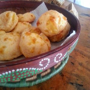 Leia mais sobre o artigo Pão de queijo de verdade!